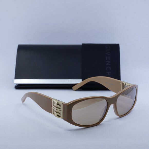 🕶️ New Givenchy GV40054I 57G Sunglasses - Shiny Beige Frame - Picture 11 of 11